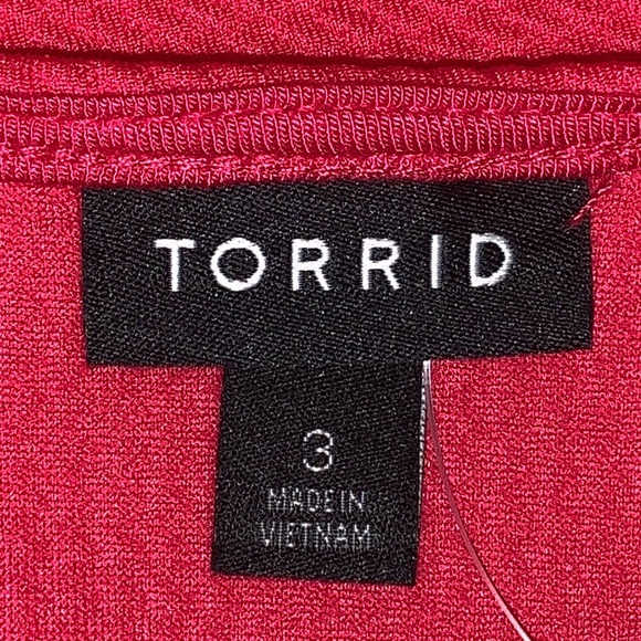 🆕 TORRID ⭐️ Textured Ponte Hi-Low Peplum Blouse - Picture 10 of 13